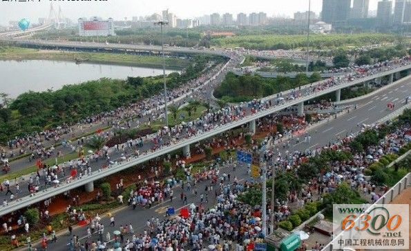 工程機(jī)械 北京奧運(yùn) 圣火傳遞