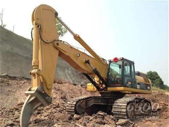 挖掘機(jī)、起重機(jī)銷量再超預(yù)期