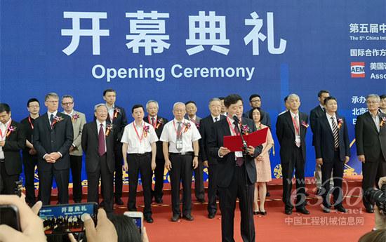 大族激光智能裝備集團(tuán)攜激光“黑科技”精彩亮相BICES2019