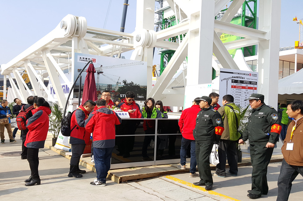 Bauma China 2016——撫順永茂建筑機(jī)械有限公司展臺風(fēng)采