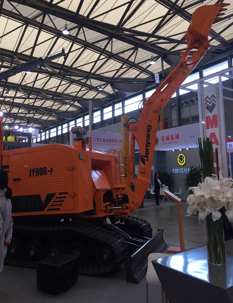 Bauma China 2016——貴州詹陽(yáng)動(dòng)力重工有限公司