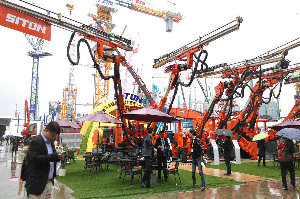 Bauma China 2016——江西鑫通機(jī)械制造有限公司展臺風(fēng)采