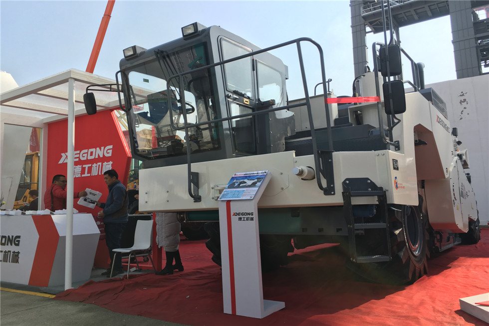 Bauma China 2016——德州德工機(jī)械有限公司展臺(tái)風(fēng)采