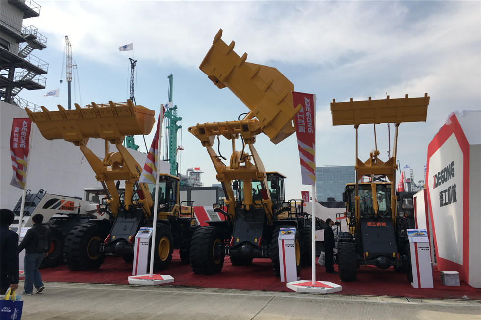 Bauma China 2016——德州德工機(jī)械有限公司展臺(tái)風(fēng)采