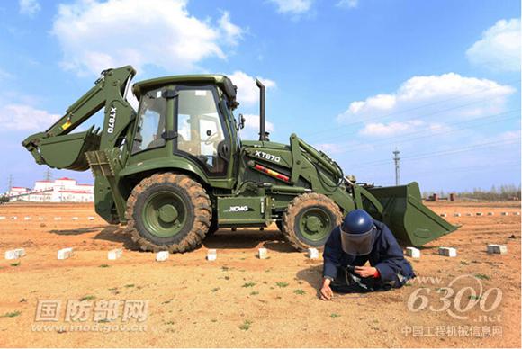 徐工特種工程機械馬里維和顯身手