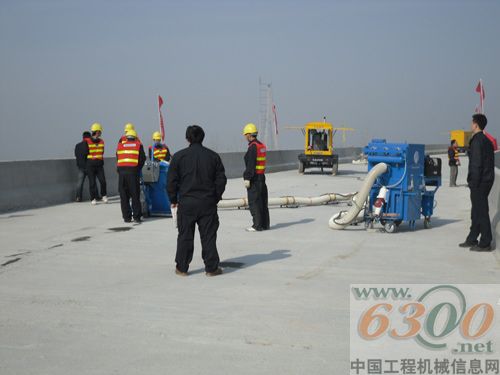 億龍機(jī)械 拋丸機(jī)