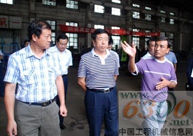 國機(jī)董事長考察在疆企業(yè)