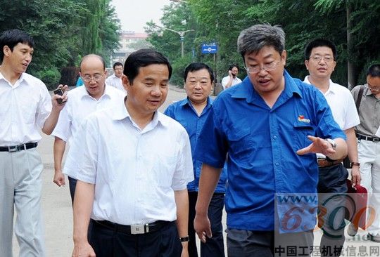 張家口市副市長(zhǎng)唐衛(wèi)斌在宣工調(diào)研發(fā)展規(guī)劃 