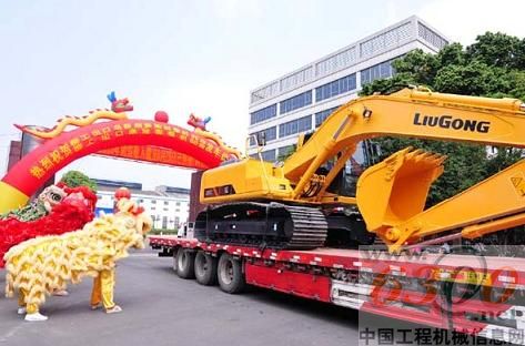 發(fā)車儀式現(xiàn)場(chǎng)