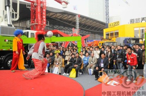 鴻得利，寶馬展