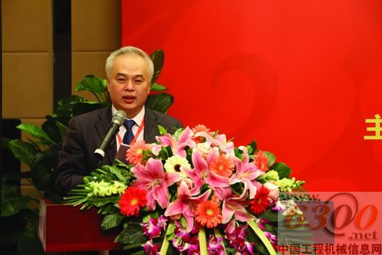 曲凱董事長致歡迎辭