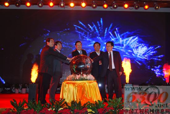 一拖：東方紅農(nóng)業(yè)裝備（中國(guó)區(qū)）2011年商務(wù)會(huì)落下帷幕