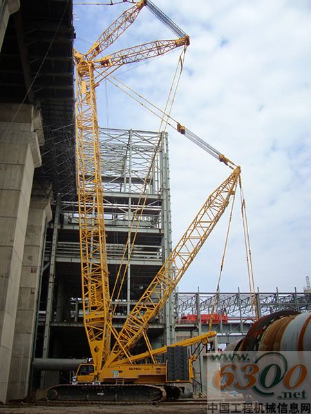 徐工建機(jī)被評(píng)為“用戶滿意服務(wù)單位”，QUY650等履帶起重機(jī)獲評(píng)“用戶滿意產(chǎn)品”榮譽(yù)稱號(hào)