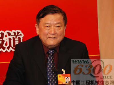全國人大代表、廣西柳工集團有限公司董事長王曉華