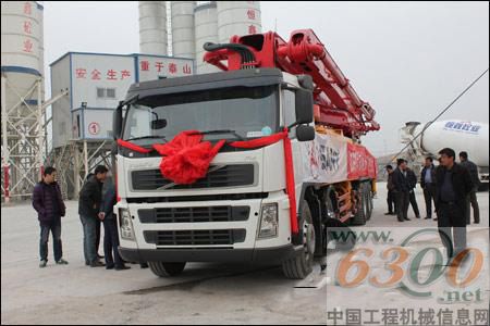 華東地區(qū)最長臂架混凝土泵車在聊城交付