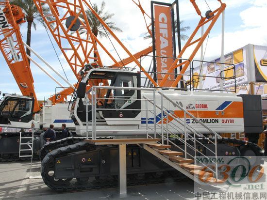 中聯(lián)履帶吊QUY80亮相拉斯維加斯機(jī)械展