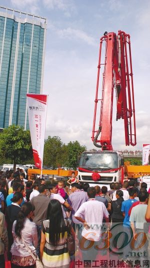 市民參觀泵車 三一重工供圖