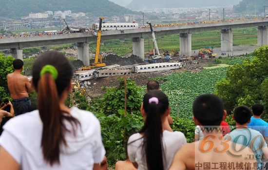 徐工,起重機(jī),溫州動(dòng)車,救援