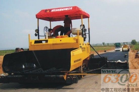 中交西筑 攤鋪機(jī)