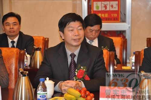 曾憲忠先生