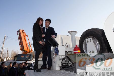 客戶參觀外場