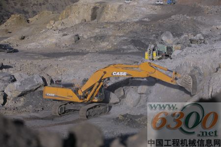 凱斯CX360B液壓挖掘機