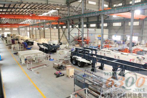特雷克斯南方路機(jī)新工廠投入生產(chǎn)