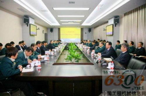山推,學(xué)習(xí),貫徹,十八大精神