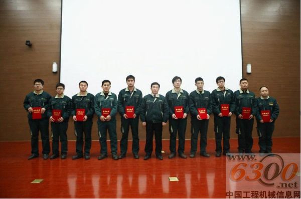 山推召開2013年質(zhì)量工作大會