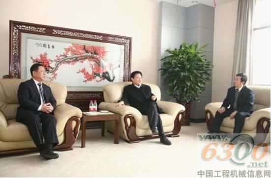 濟(jì)寧市委常委,王次忠,山推