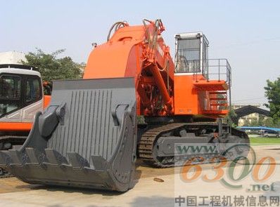 電動(dòng)液壓履帶正鏟挖掘機(jī)
